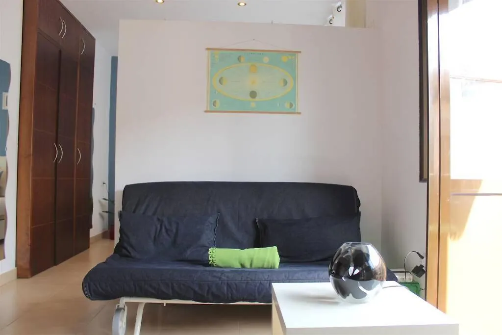 Good Vibes Rustic Downtown Alvarez Apartment Malaga